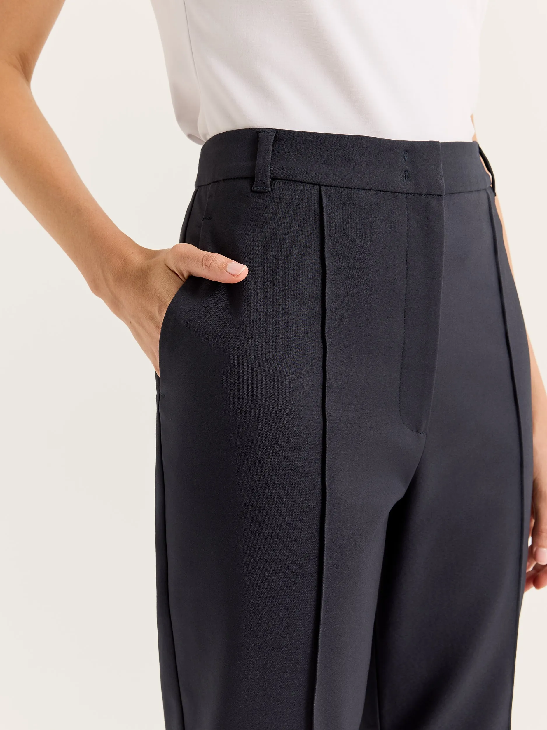 Arianna Pant Sweat Wicking Liner Sporty Stretch Fit