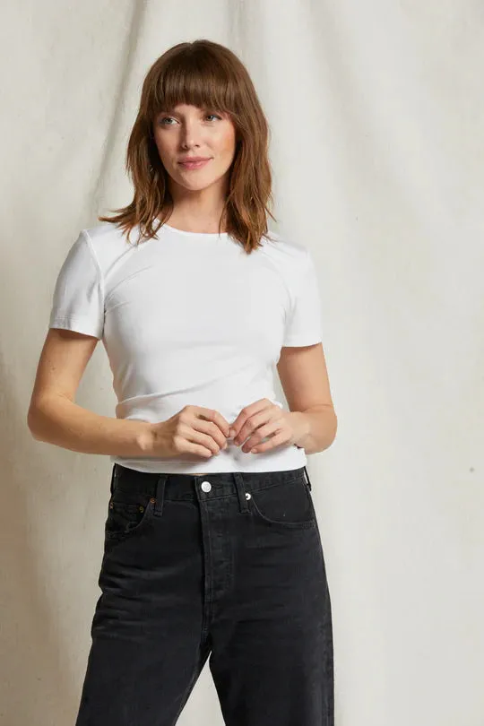 Tai Tee - White Quick Drying WrinkleResistant