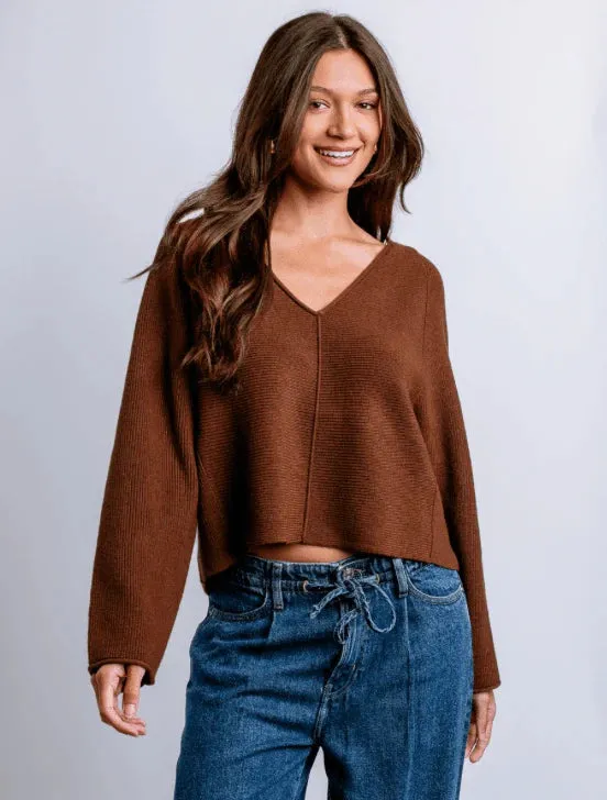 Assima V Top Double Layered Design Texture Detail