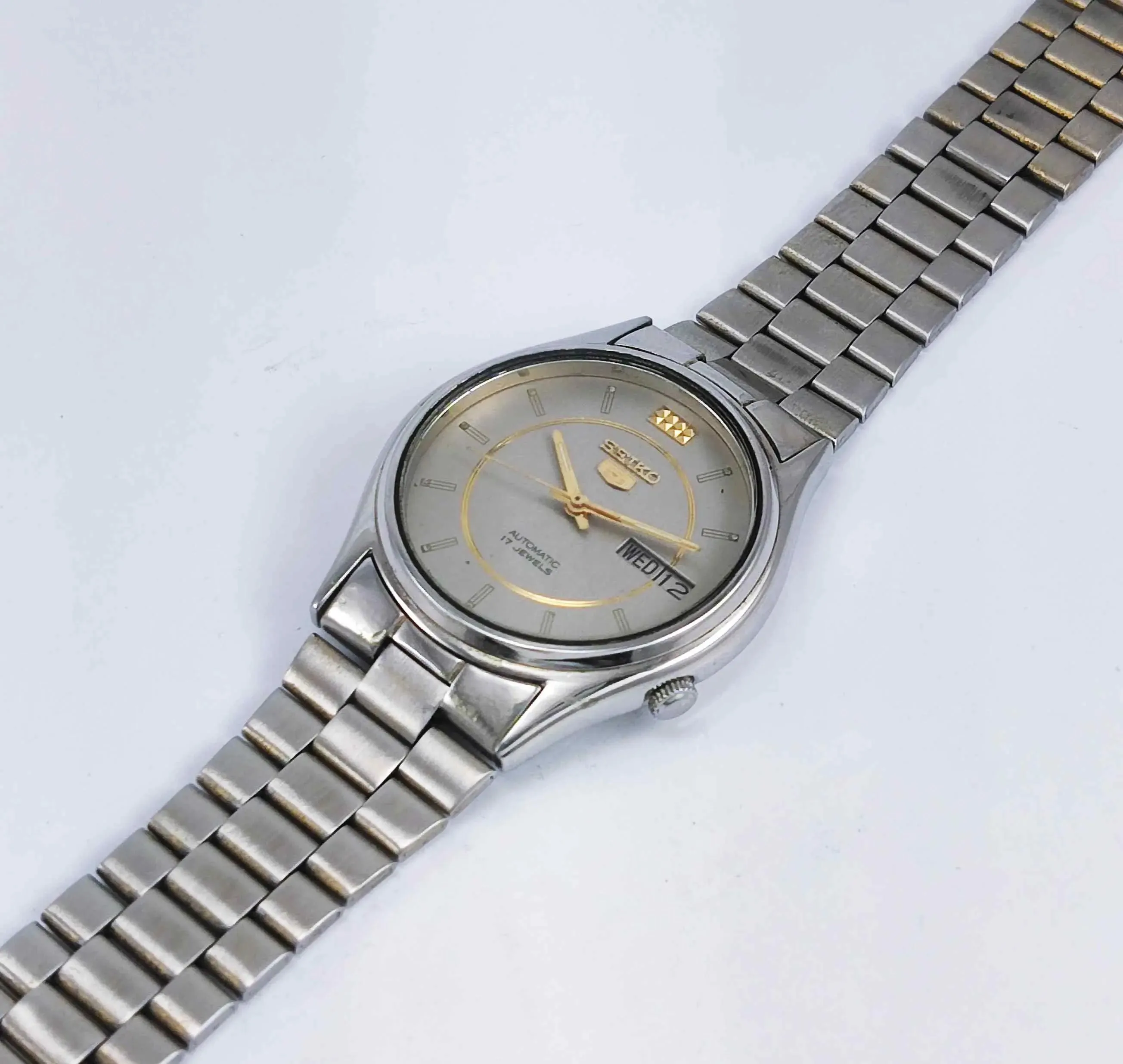Seiko 5 Automatic-7009A Silver Dial 17 Jewels Day Date Men's Mechanical Watch
