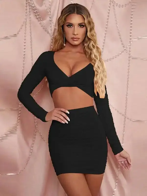 Sexy V-neck long-sleeved ruffled package hip skirt two-piece suit