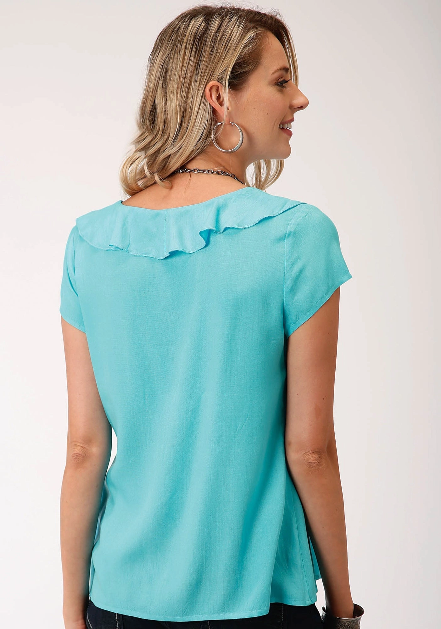Roper Womens Aqua Blue Rayon/Nylon V-Neck Ruffle S/S Tunic Streamlined Design Double Stitched Seams