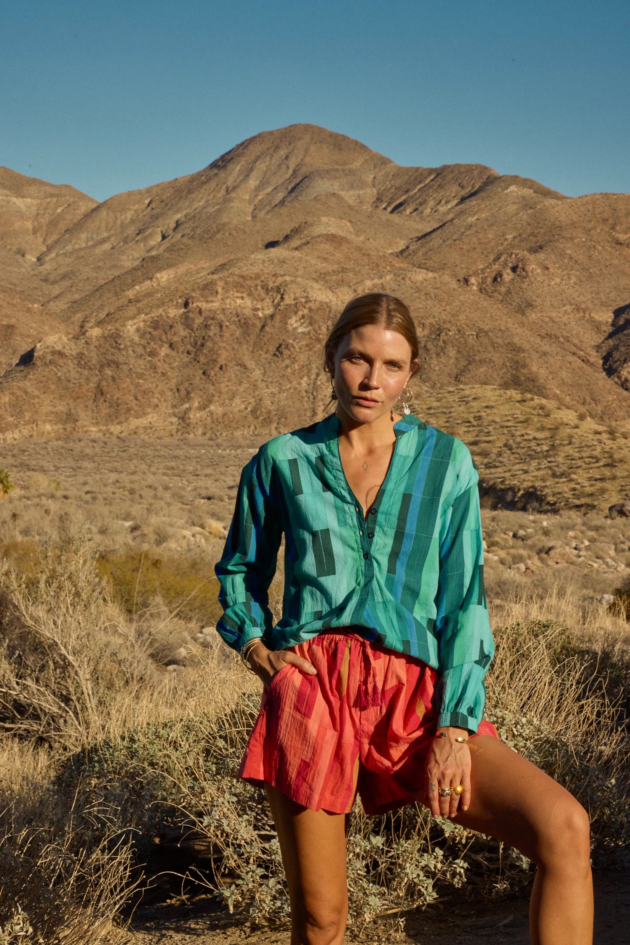 JASPER SHORT Simple and Cozy