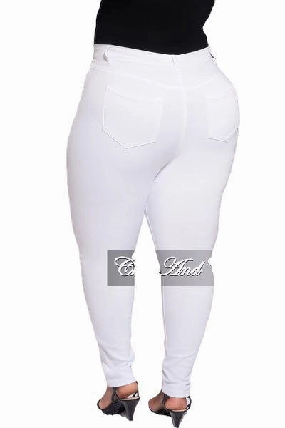 Final Sale Plus Size Jeans in White Stretch Panel