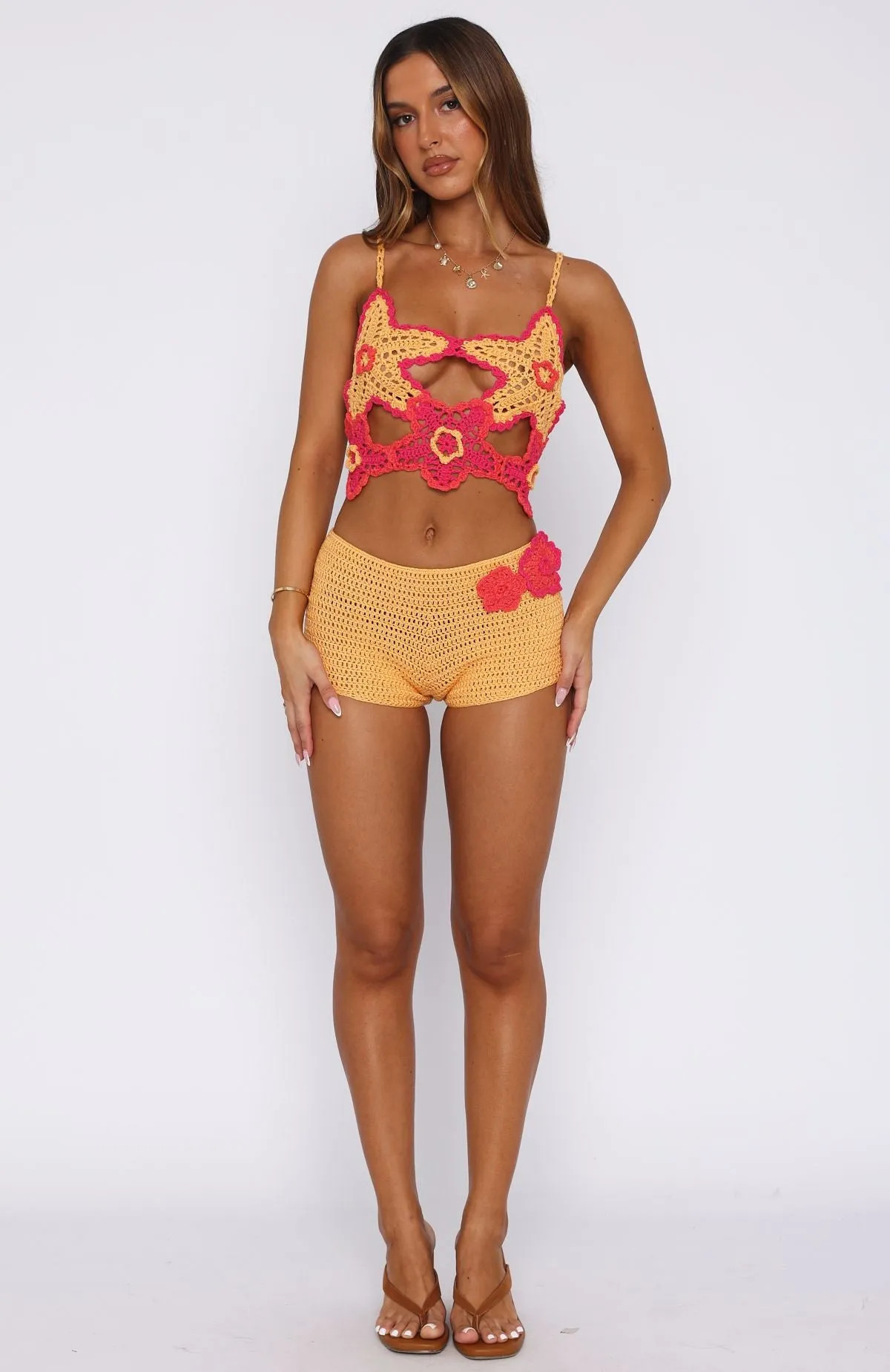 So Fresh Crochet Shorts Pastel Orange/Pink Active Look