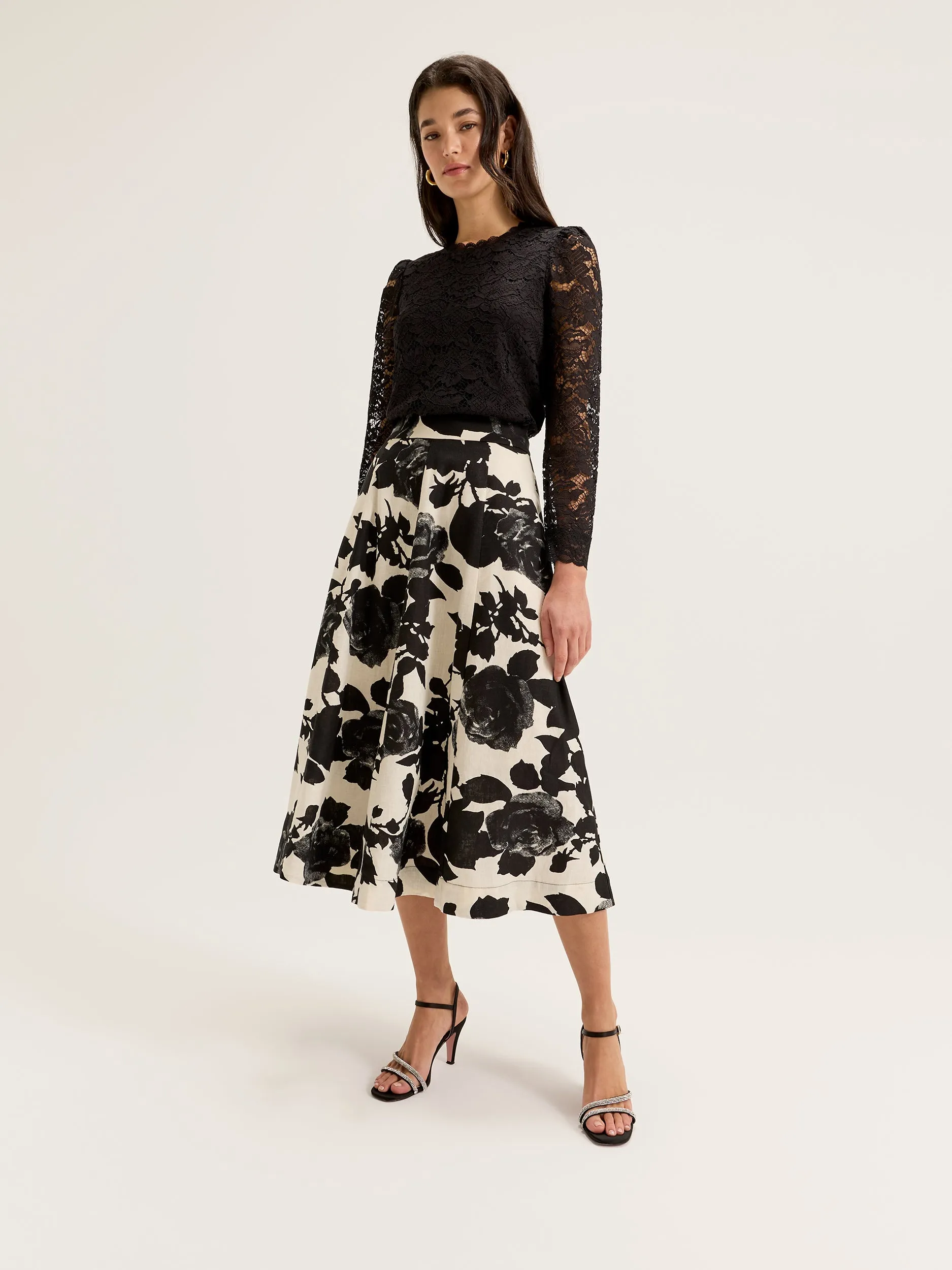 Smooth Interior Lining Odile Lace Top