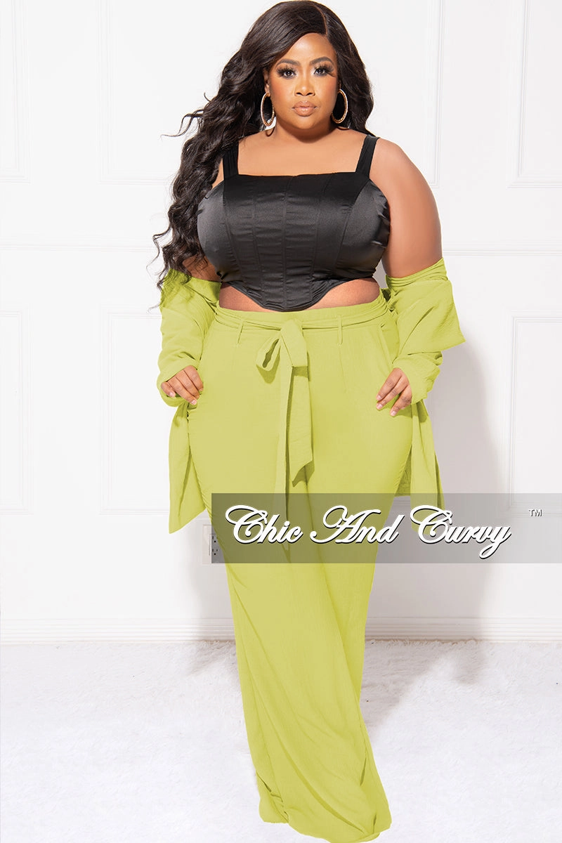 Comfortable Layering LightweightConstruction Final Sale Plus Size Satin Sleeveless Corset Top in Black
