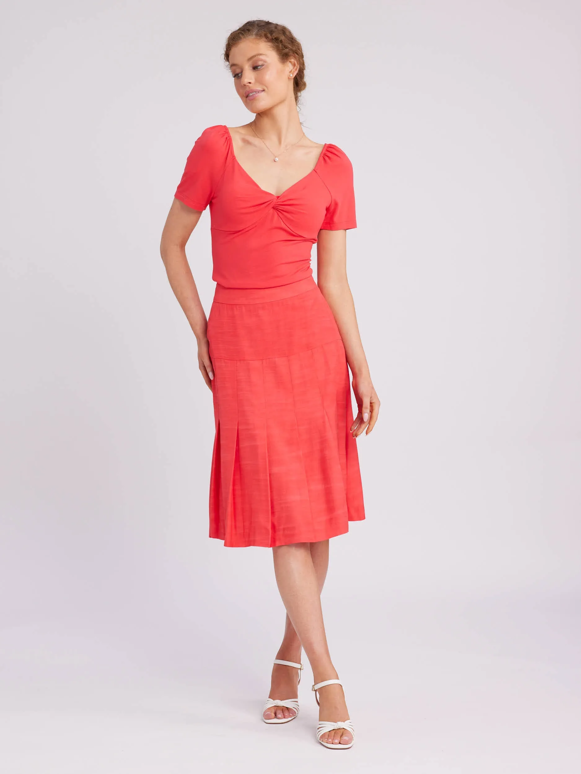 Lightweight Fabric Comfortable Design Sonia Top