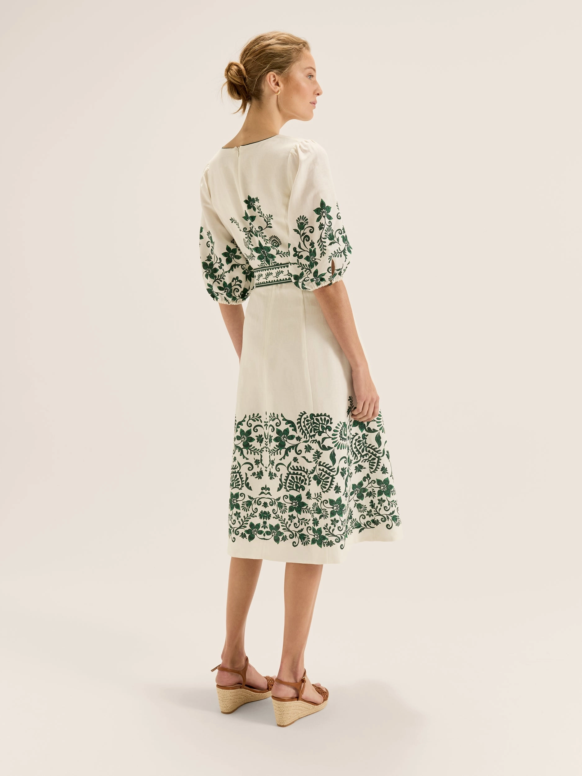 Minimal Design Marjorie Midi Dress