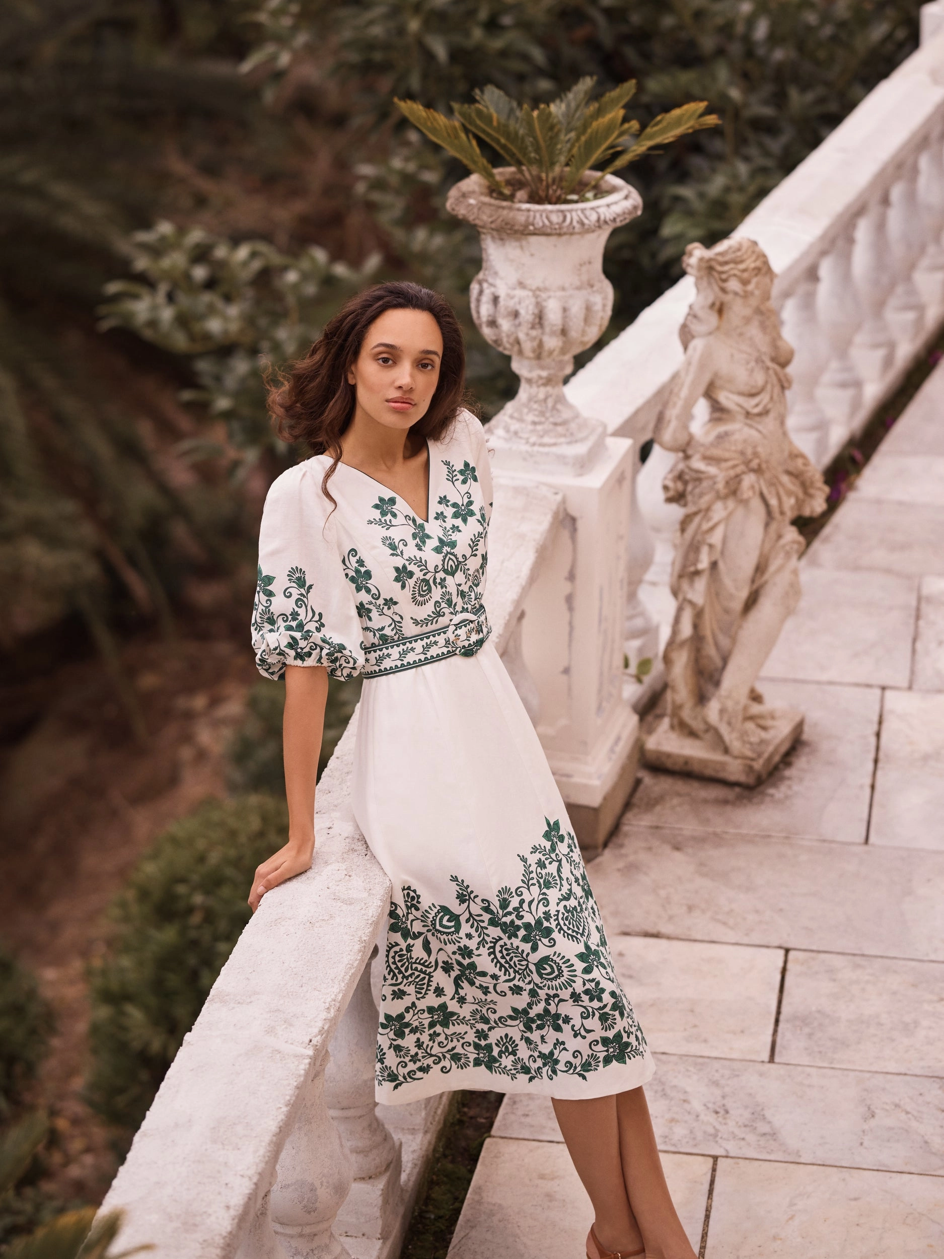 Marjorie Midi Dress Floating Shape Shine Skin