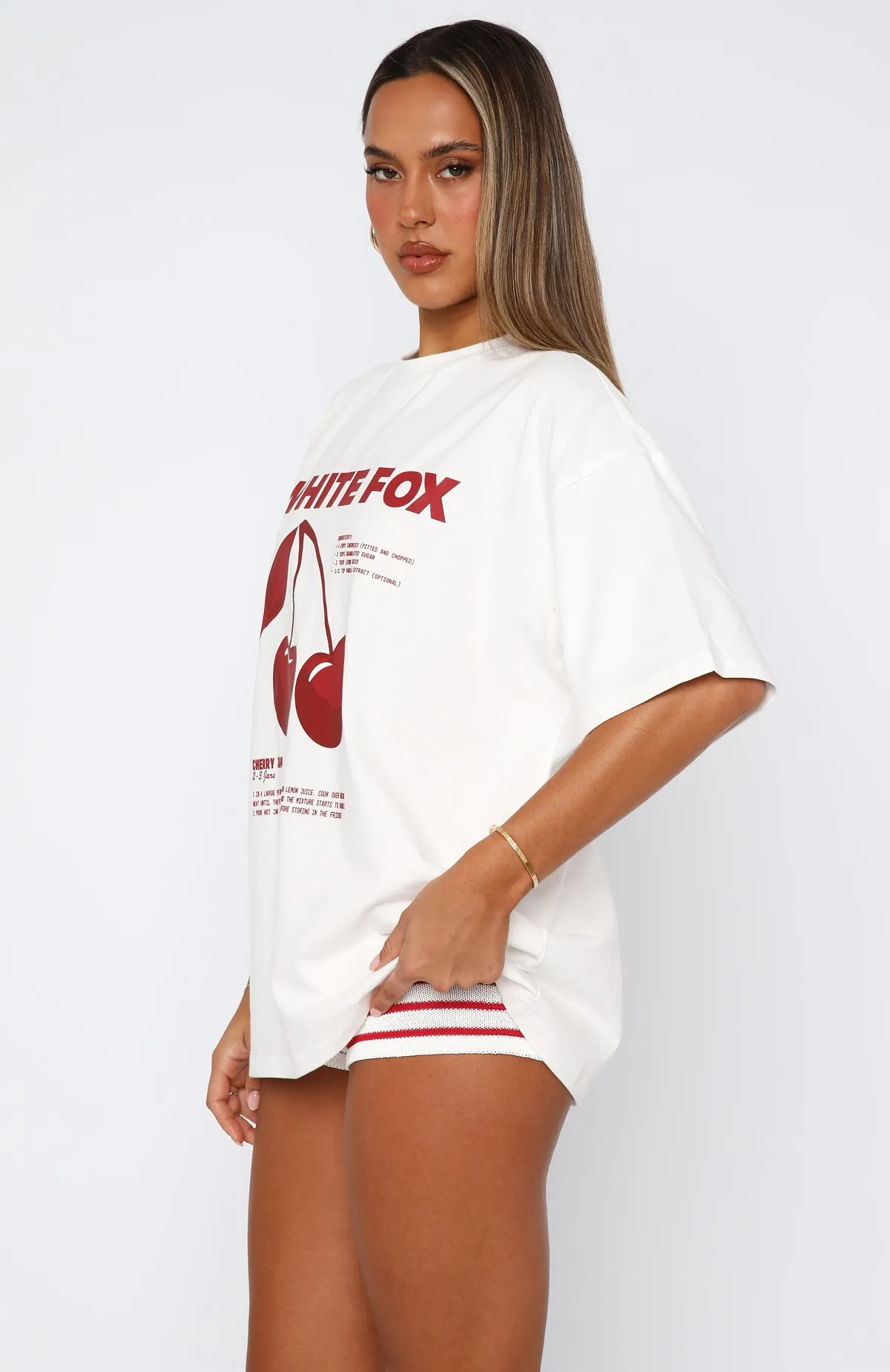 Active Look FeatherlightConstruction Cherry Jam Oversized Tee White
