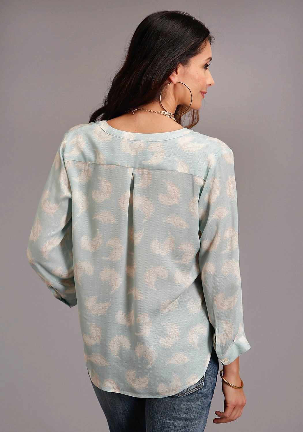 Adjustable Cuffs Eye-Catching Pattern Stetson Womens Aqua Rayon/Nylon Feathers S/S Blouse