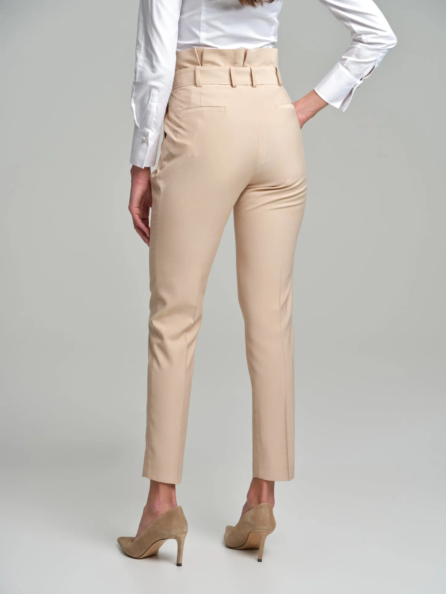 Straight leg pleated trousers with self-fabric buckle