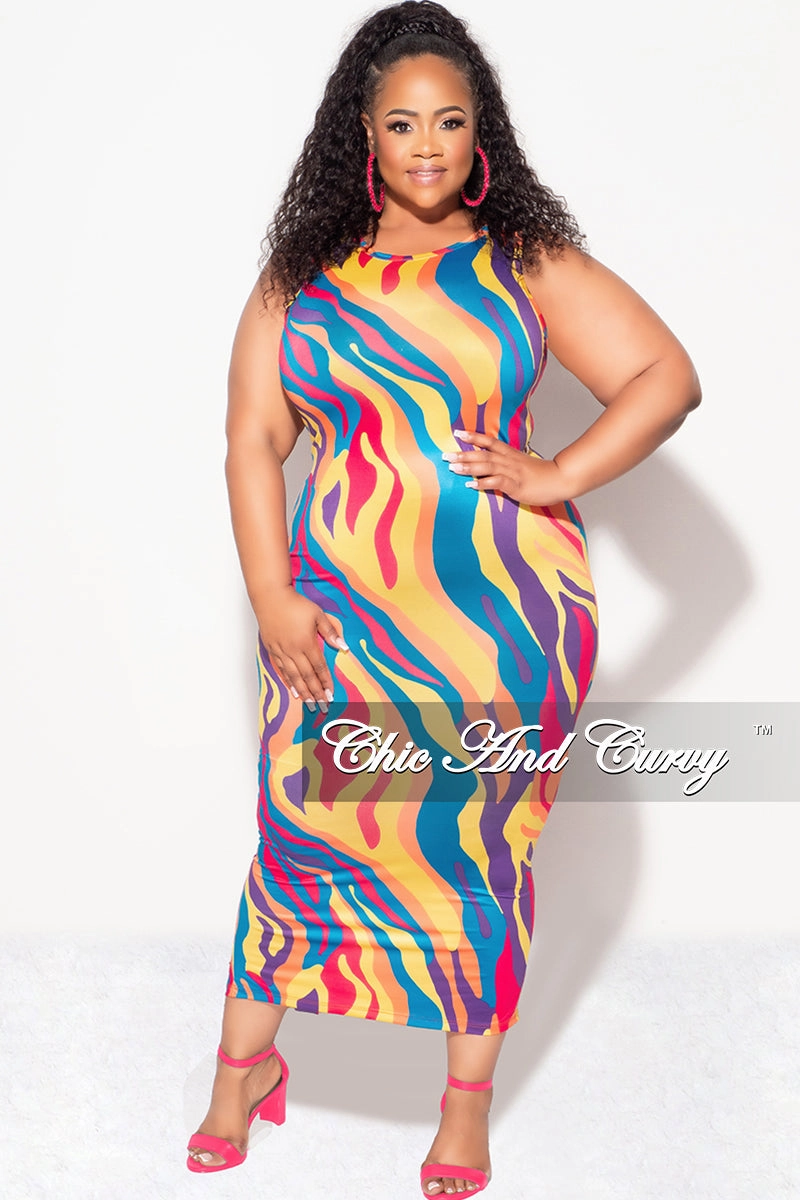 Final Sale Plus Size Sleeveless Midi Dress with Back Slit in Multi Color Print Basic Stretch Stylish Comfort