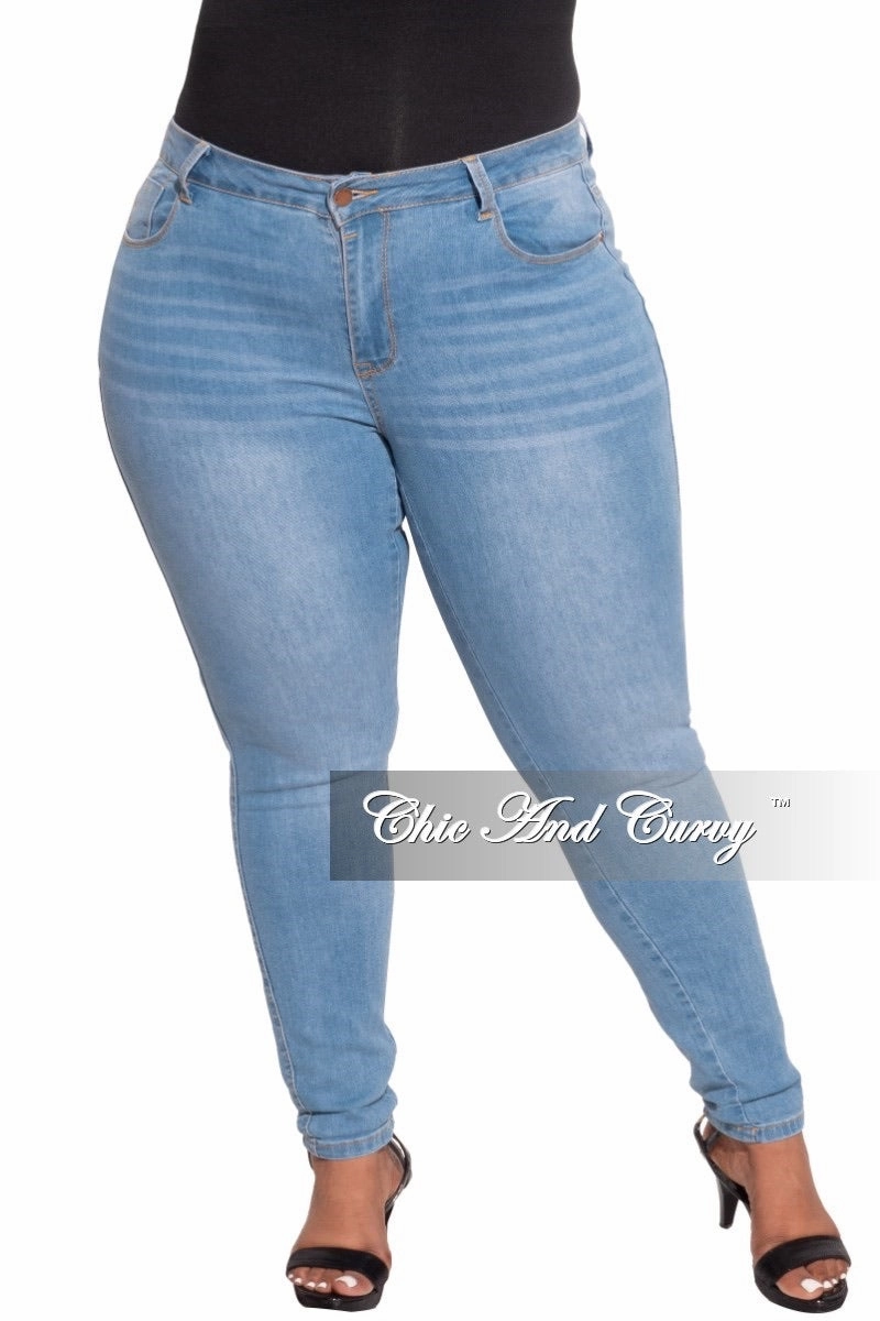 Final Sale Plus Size Ankle Cuff Boyfriend Light Denim Jeans Trendy Look Light wash