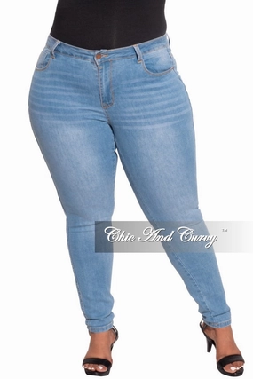 Final Sale Plus Size Ankle Cuff Boyfriend Light Denim Jeans Trendy Look Light wash