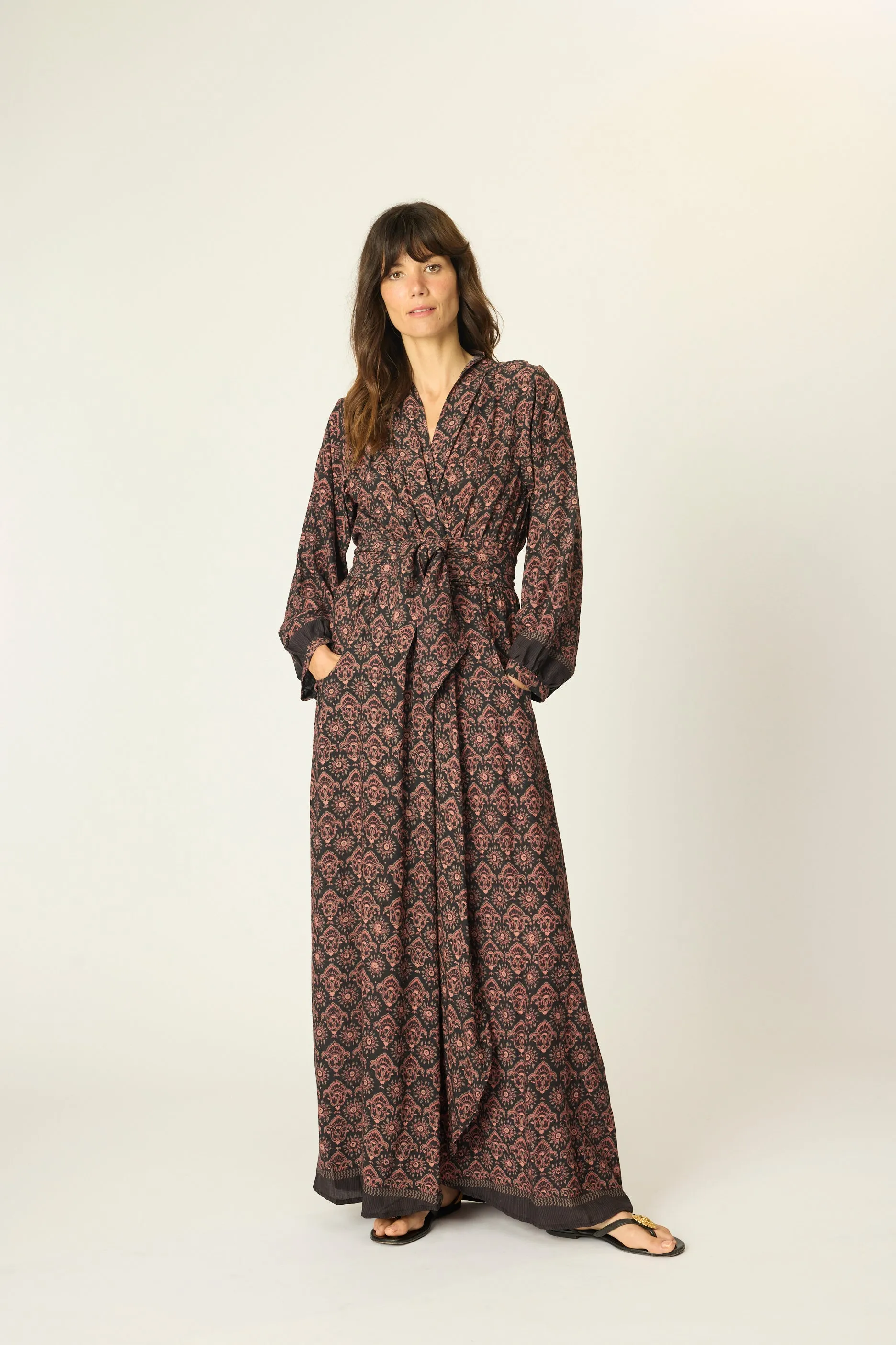Professional Look Leg-Lengthening NICO L/S MAXI WITH SASH