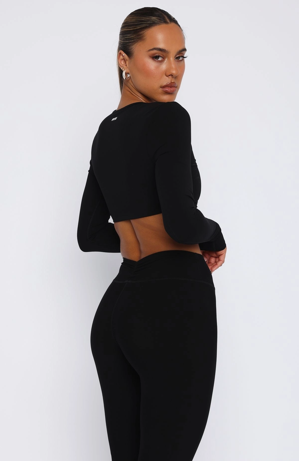 Sync Long Sleeve Crop Black Hypoallergenic Inner Layer