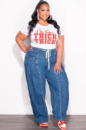 Quick Motion Final Sale Plus Size Fitted White T-Shirt Oh She Thick Thick in Red