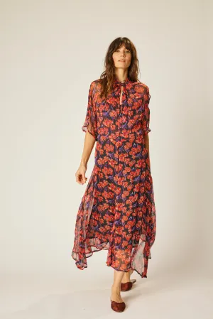 TIFFANY DRESS Relaxed and Effortless Neutral Form