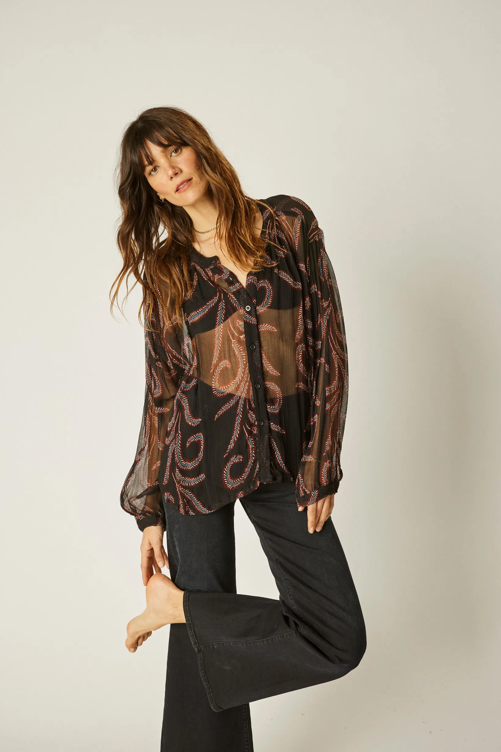 TOLAN SHIRT Flexible Hemline