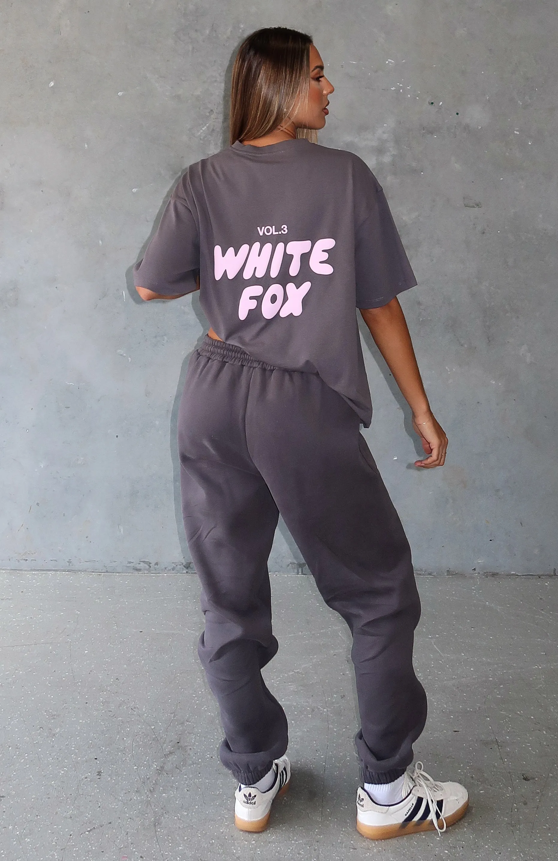 Offstage Back Graphic Oversized Tee Volcanic Ready To Go Office Casual Look