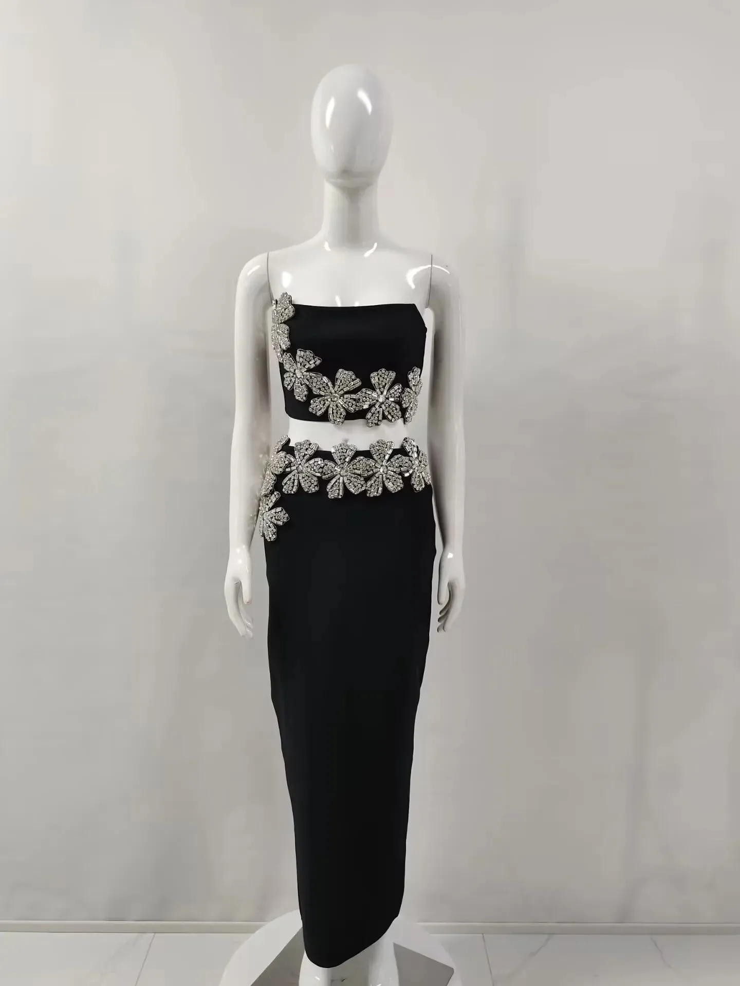 Trend4us Women's Crystal Applique Two-Piece Skirt Suits