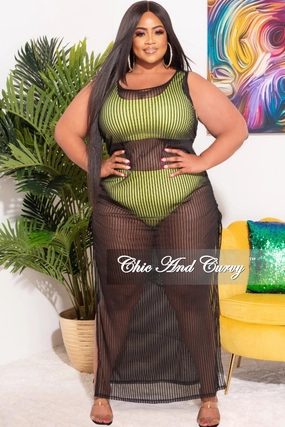 Cozy Movement Final Sale Plus Size Coverup in Black