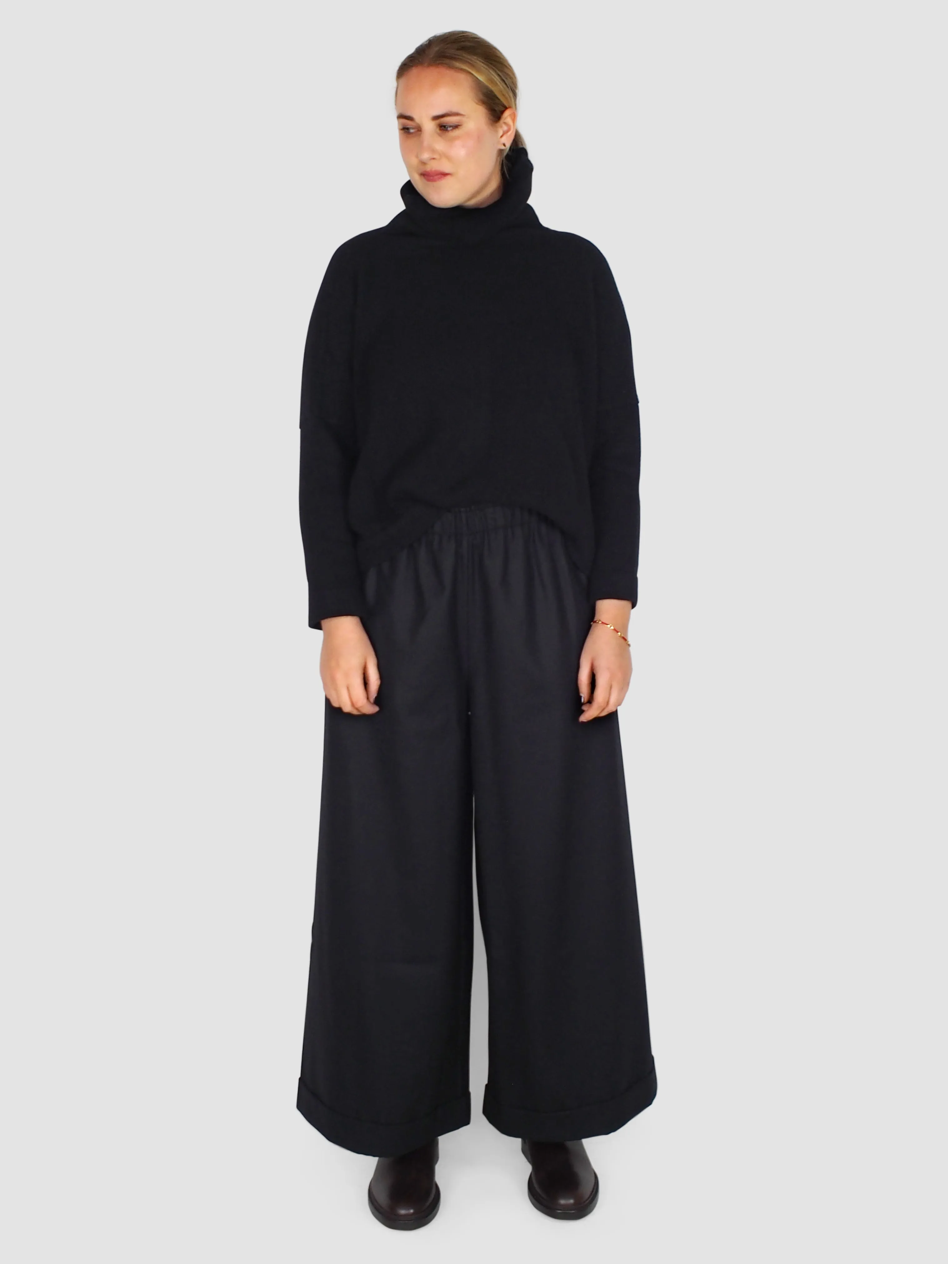 Trousers w/Pockets - Black