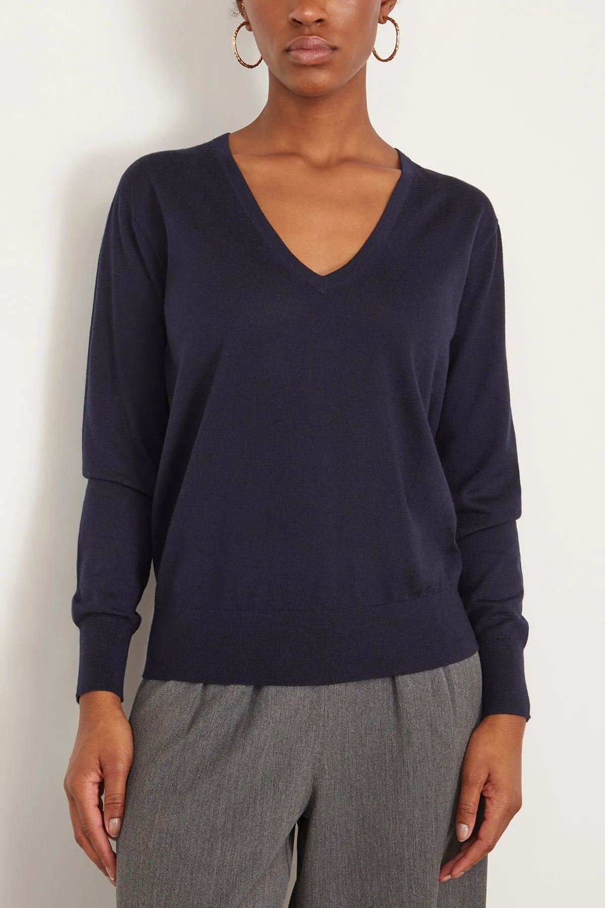 Tuomas Sweater in Navy