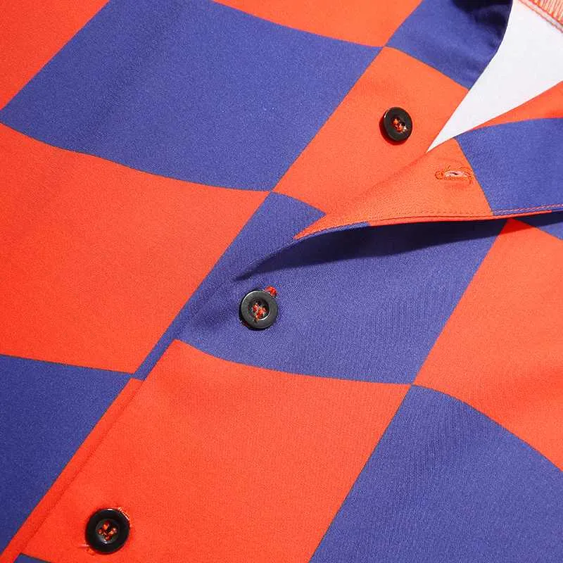 Two-Toned Curving Checkered Pattern Shirts