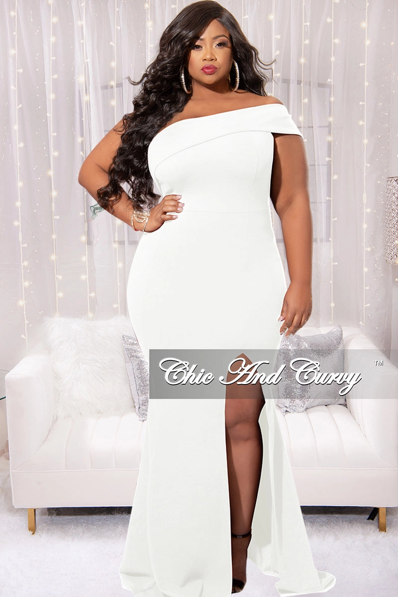 Adaptable Style Final Sale Plus Size Techno Crepe Off Shoulder, Front Slit , Mermaid Fit Gown in Off White