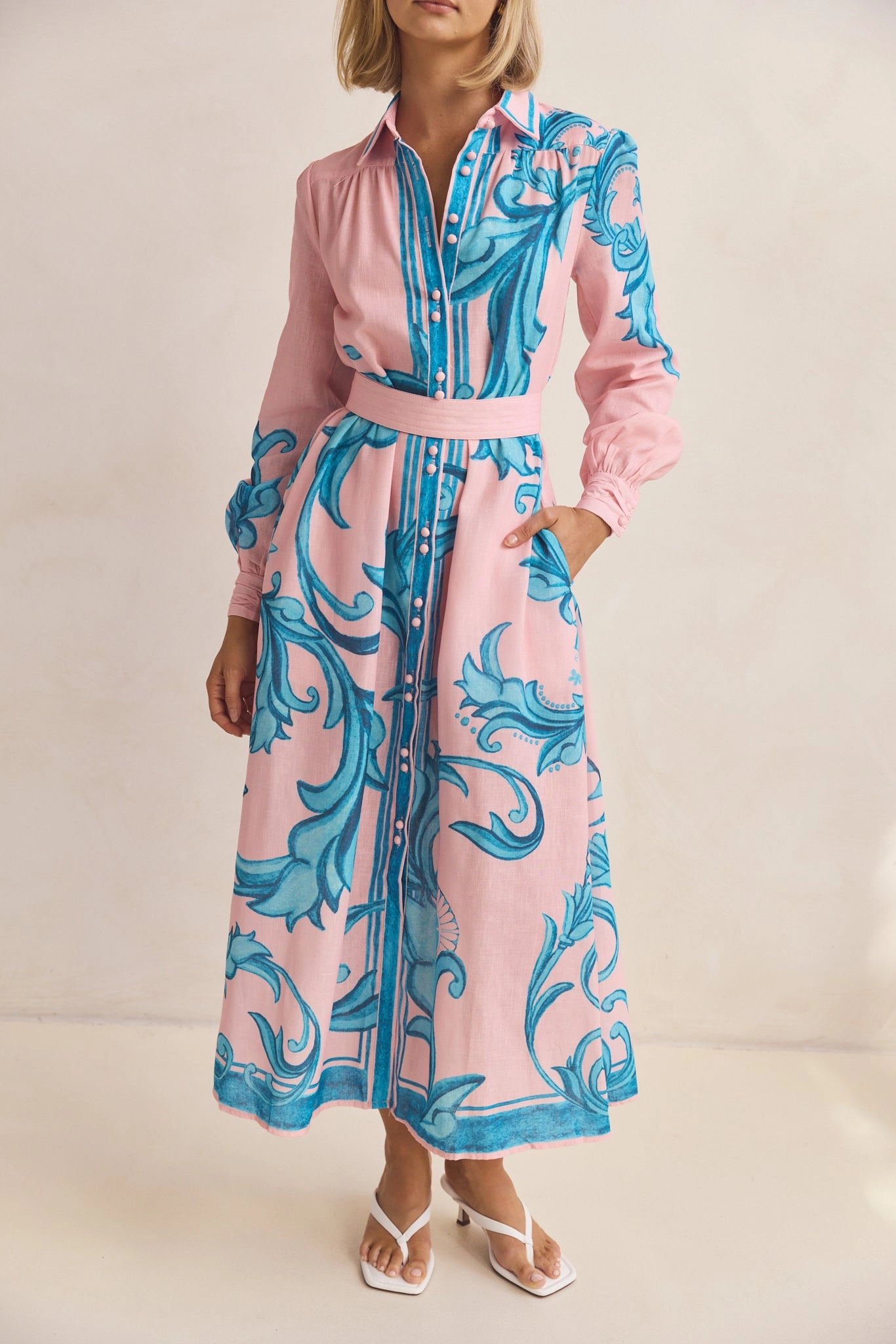 Feminine Charm Classic Cut Lyra Maxi Dress (Pink/Blue)