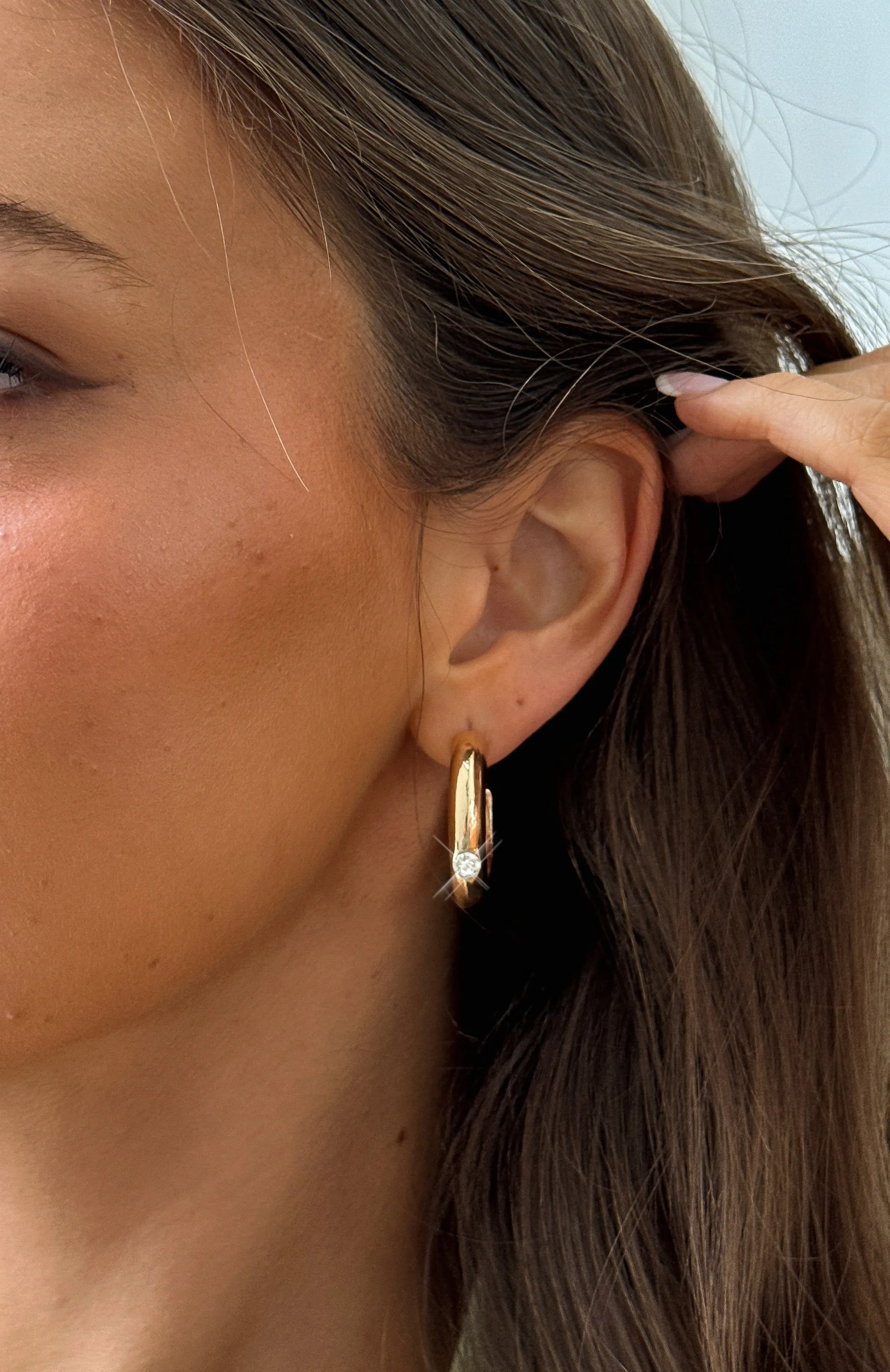 Relaxed Fit Shirt Zyla Earrings Gold