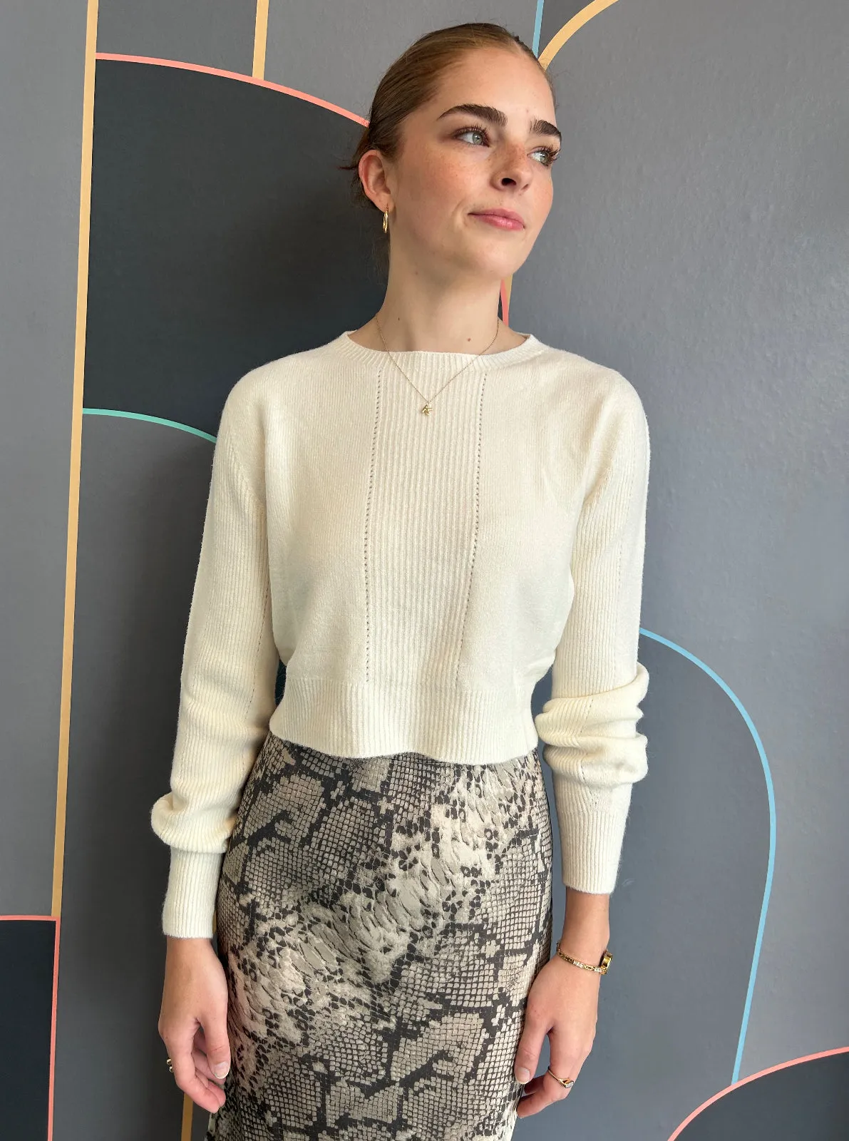 Lightweight Layer DenseKnit Fabric Valentina Knit Sweater