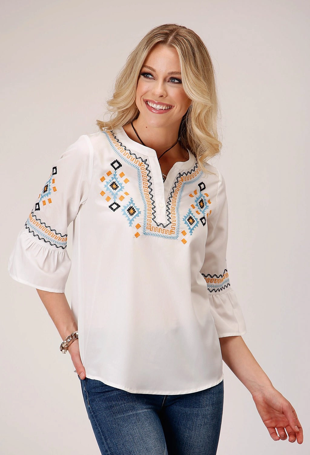 Abstract print Travel-friendly Roper Womens Crepe Bell Sleeve Cream 100% Polyester S/S Blouse