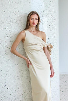 Ventilated Back Panels Convertible Design Angelina Dress