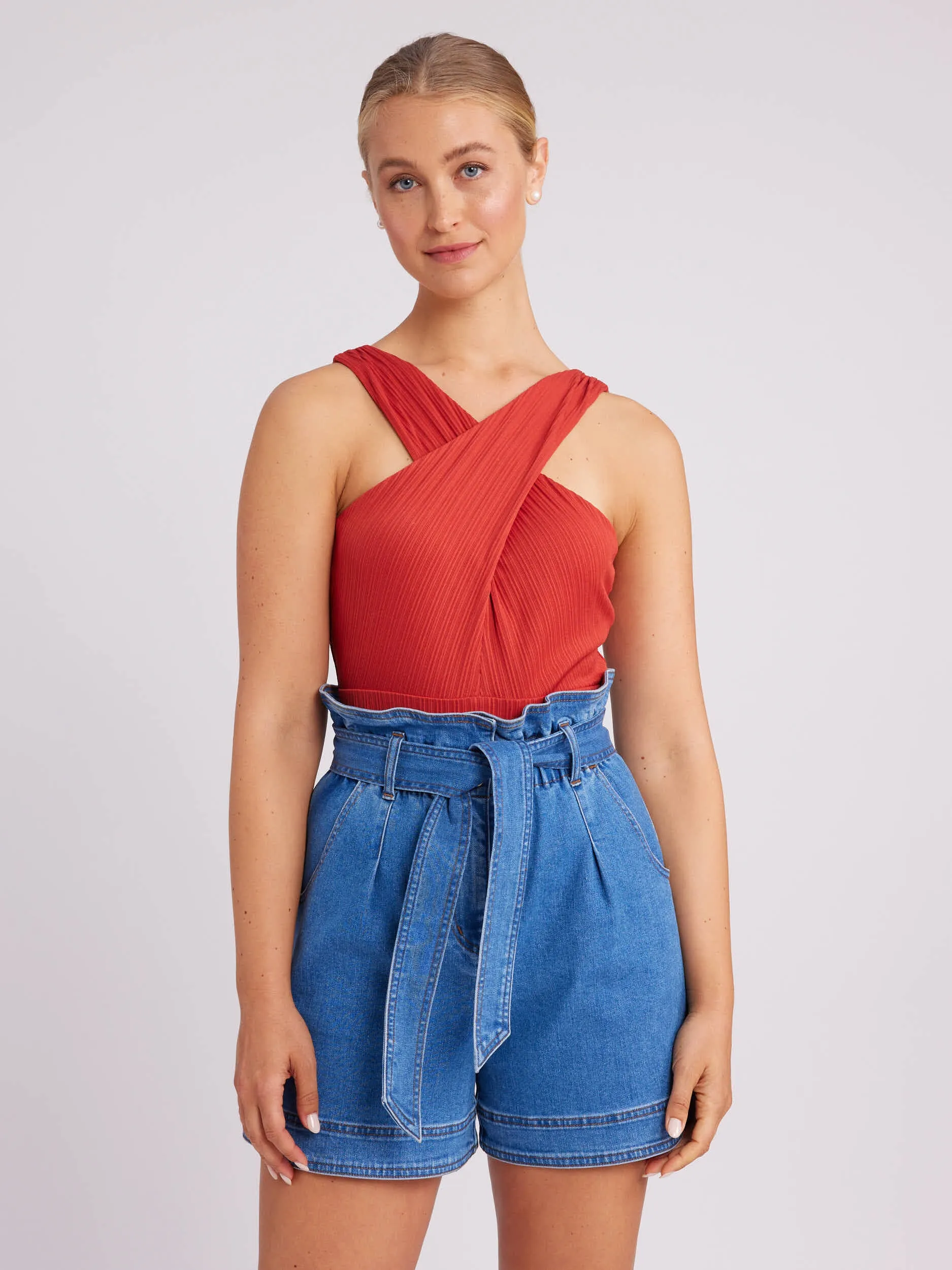 Lightweight Material Everyday Comfort Fit Alyce Top