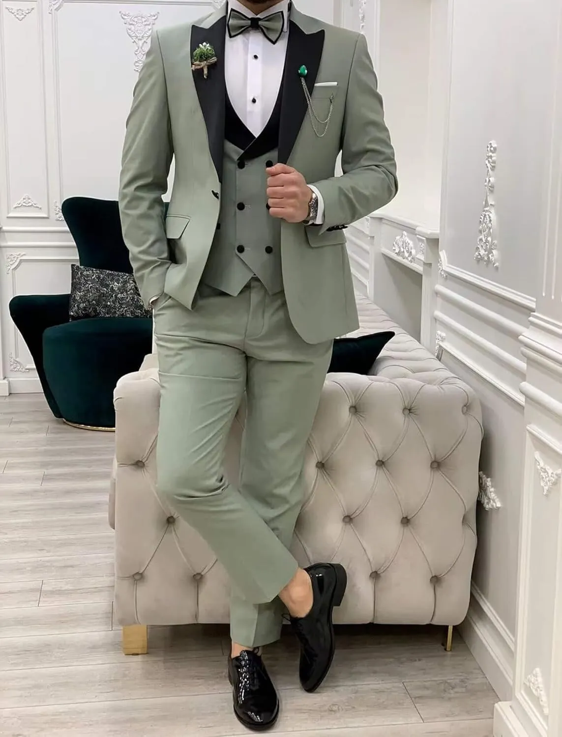 Wemaliyzd Mens Suit 3 Piece Slim Fit Tuxedo for Men Peak Lapel Jacket Double Breasted Waistcoat Pants