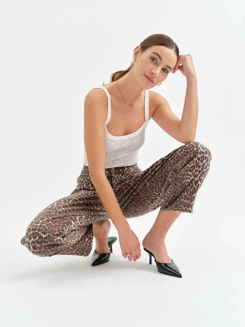 DoubleLayeredHem Westward Barrel Leg Jean