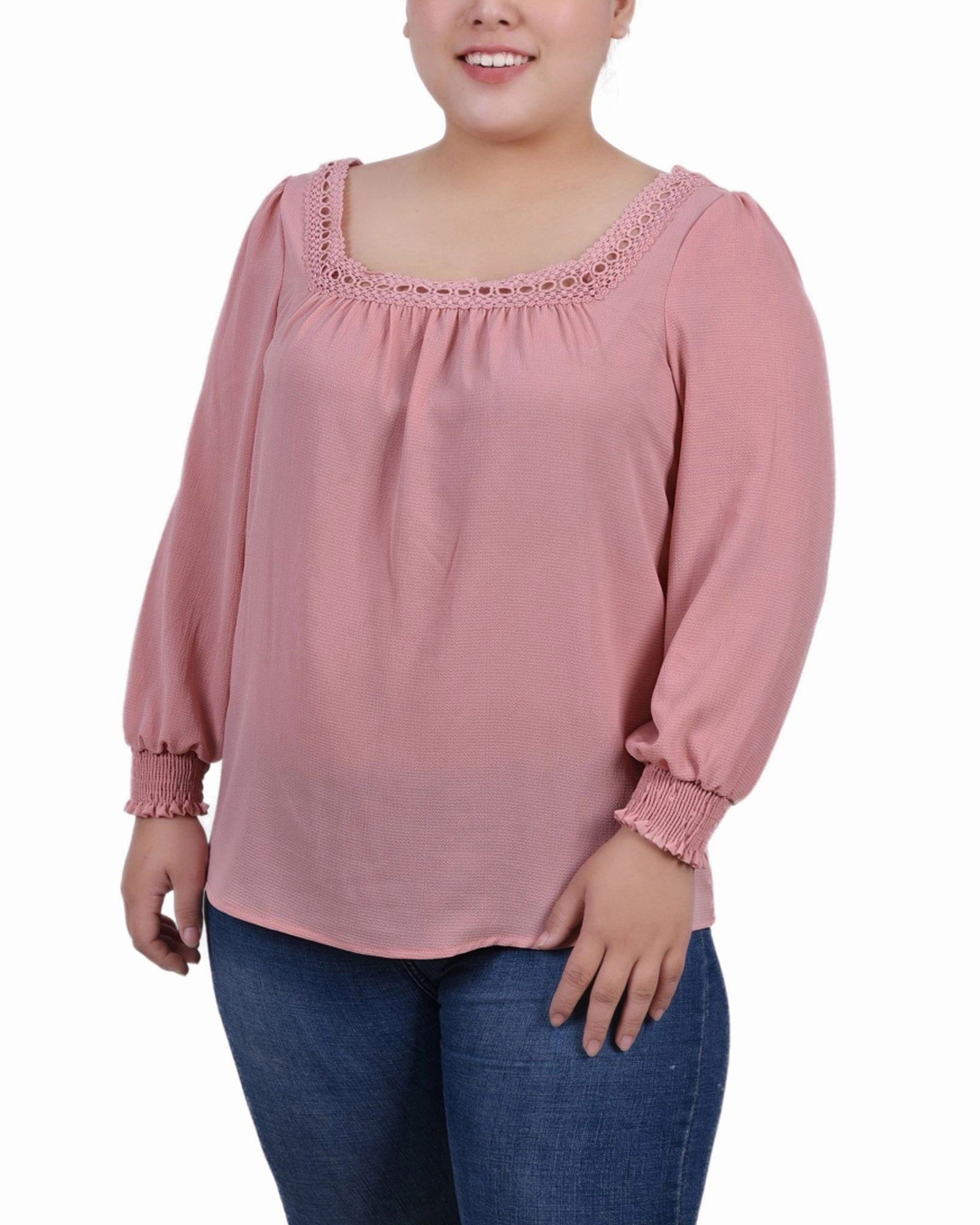 BreathableMeshInsert NonIrritatingStitching Plus Size 3/4 Sleeve Square Neck Blouse