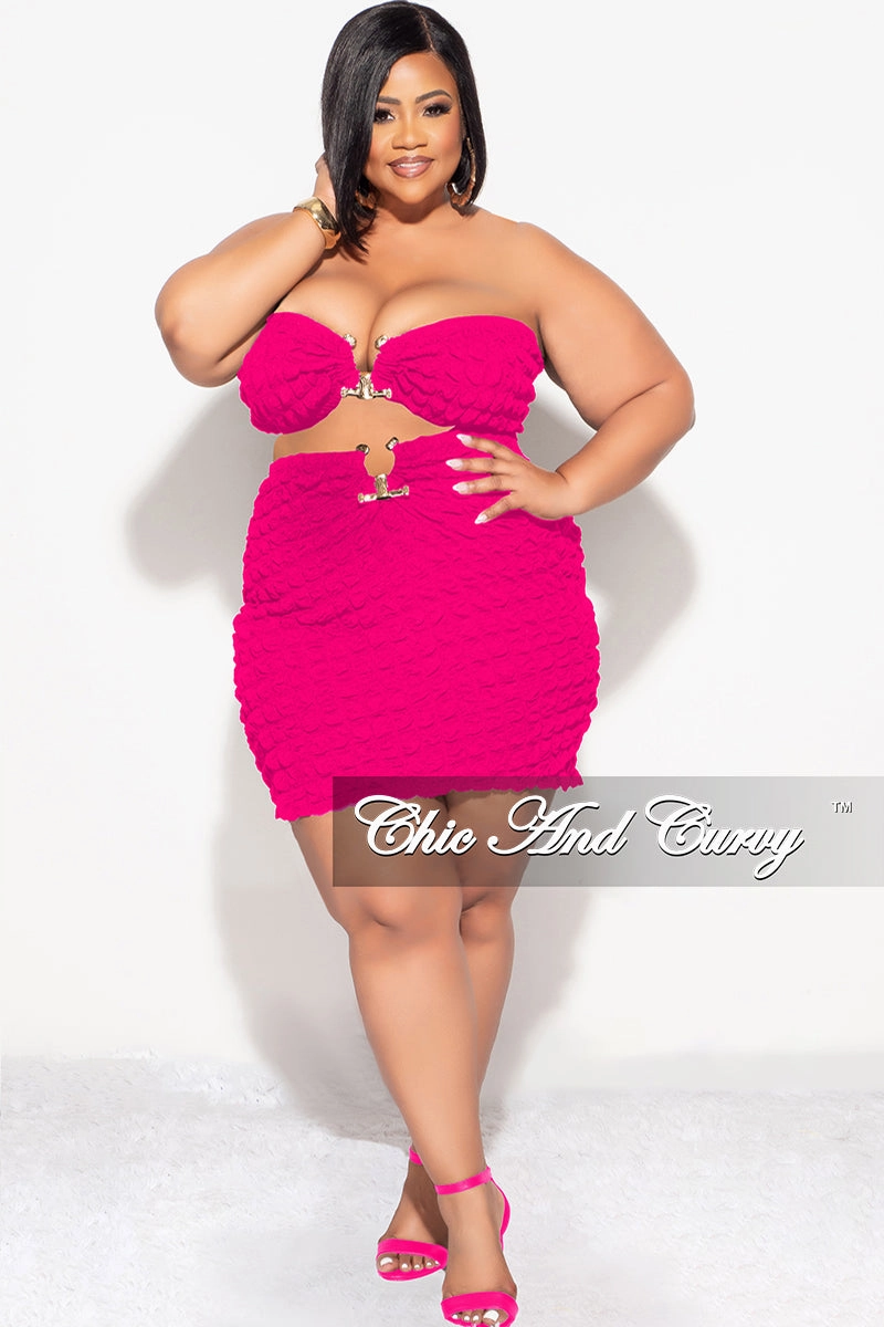 Versatile Fit Final Sale Plus Size 2pc Honeycomb Texture Strapless Top and Skirt Set in Fuchsia