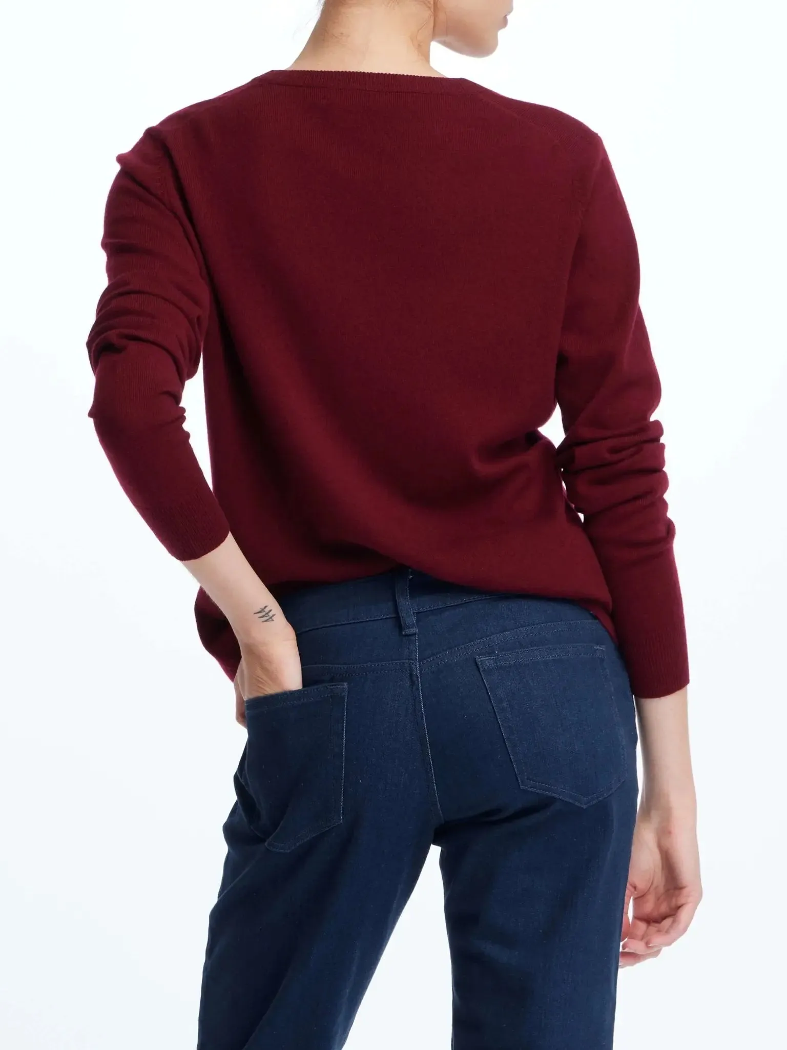 Women's Cashmere V-Neck Sweater In Burgundy