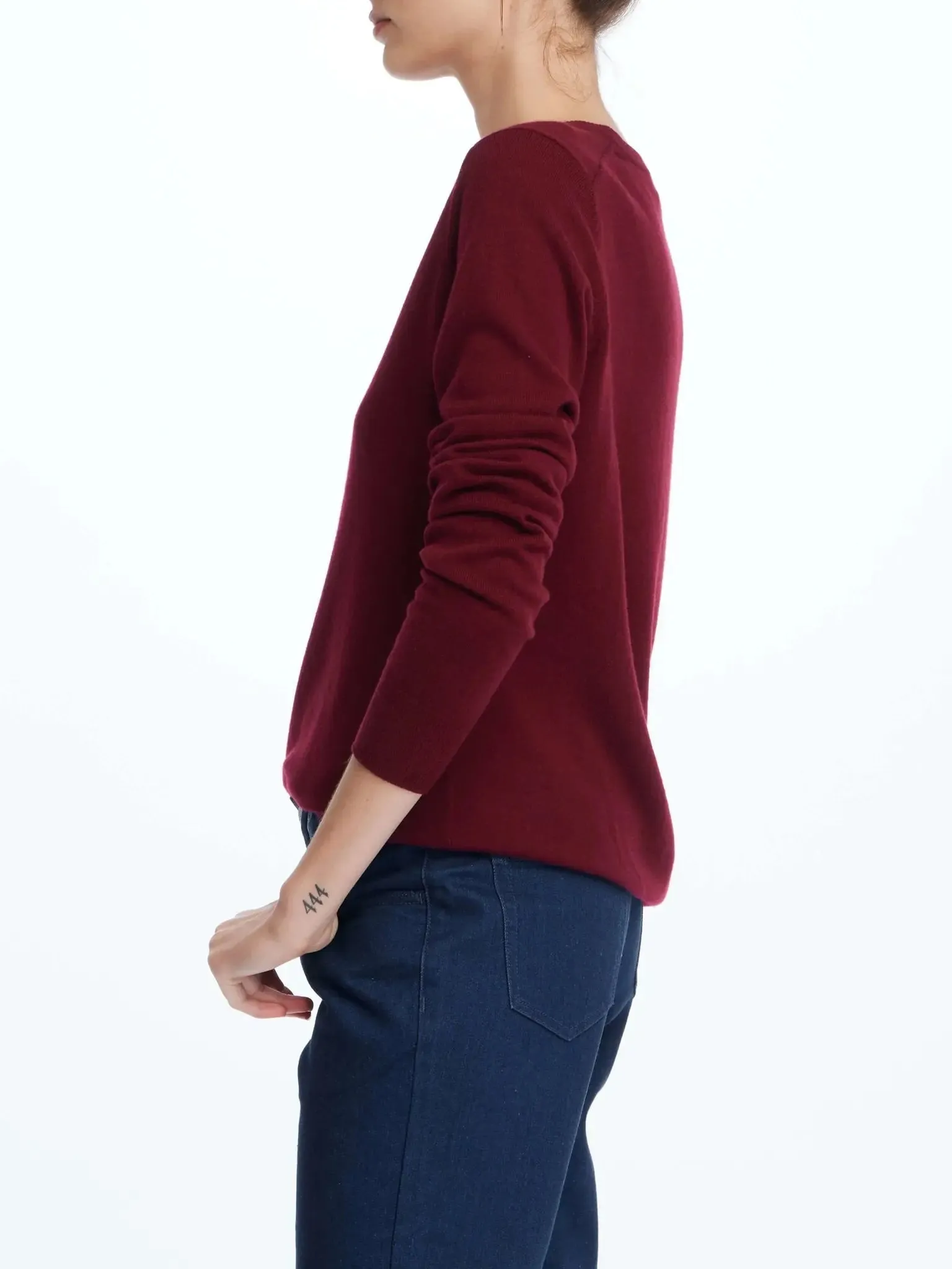 Women's Cashmere V-Neck Sweater In Burgundy