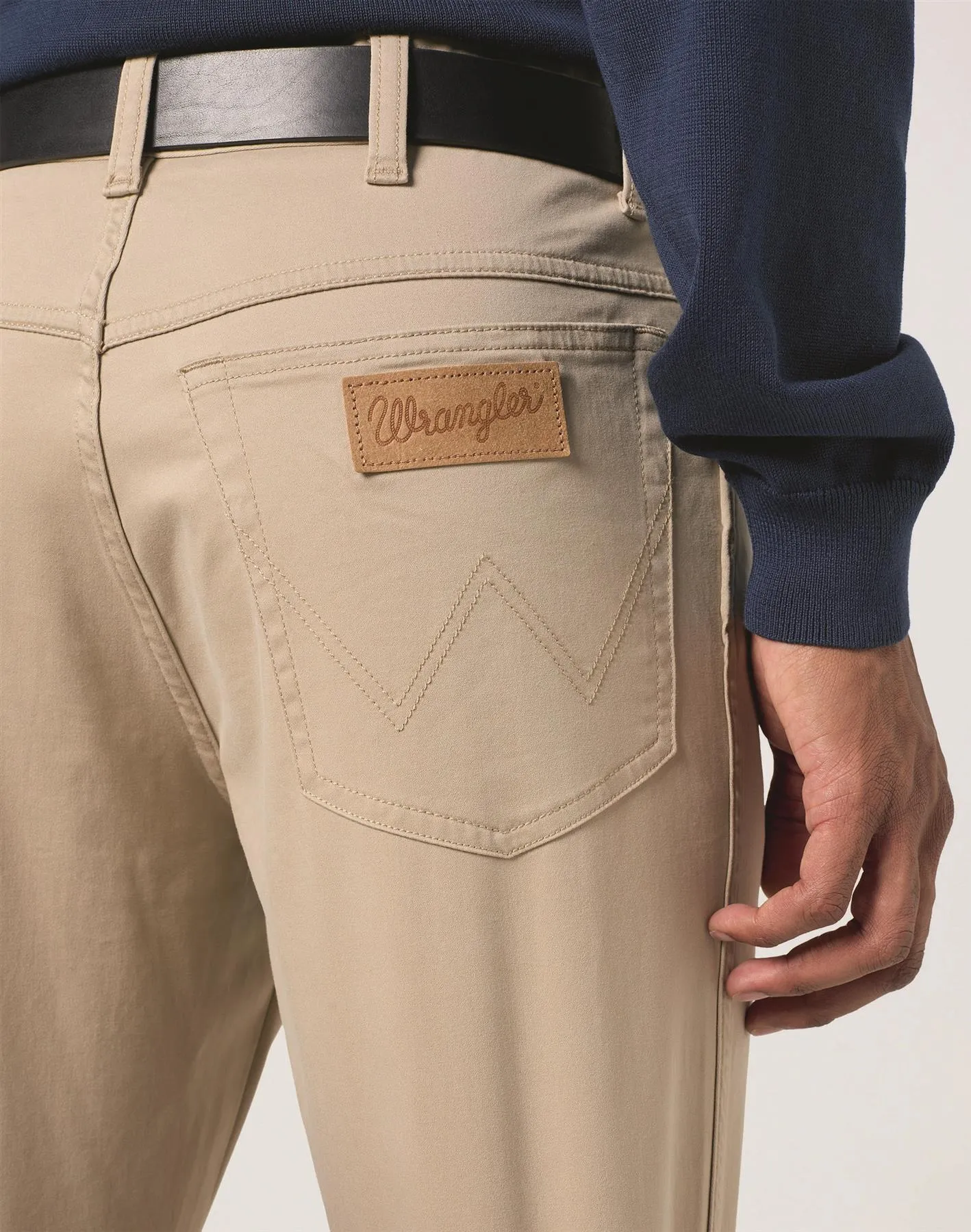 Wrangler Texas 822 Authentic Slim Chino Trouser In Dusty Olive And Plaza Taupe Waist 38 -44