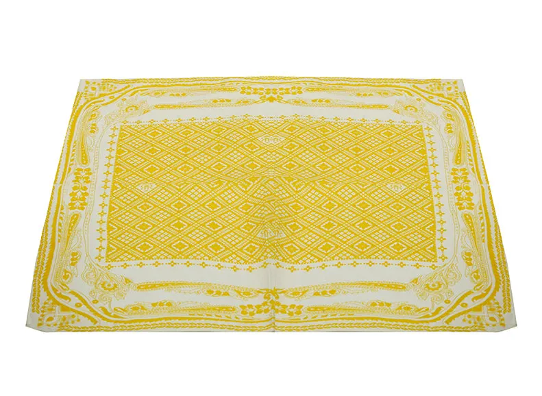 YELLOW POCKET SQUARE